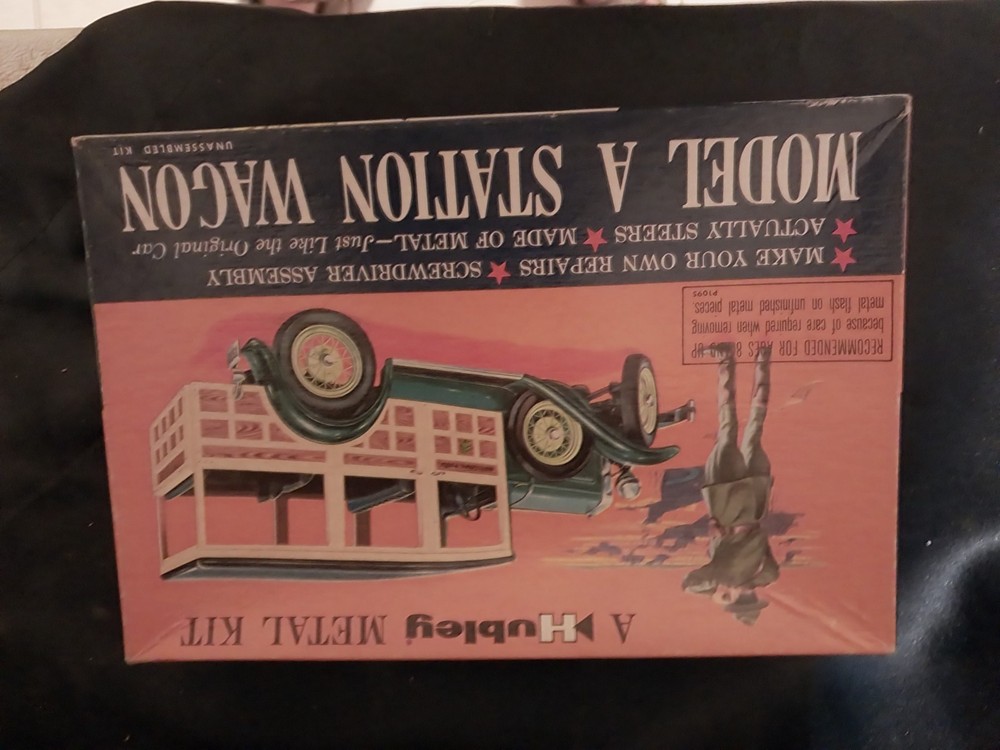 Vintage Hubley Metal Model Kit – Model A Station Wagon No. 4858 NEW OPEN BOX