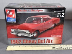 AMT 1/25 Scale Model Kit 1962 Chevy Bel Air Coupe SEALED Chevrolet Classic