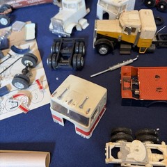 AMT Semi Trucks – Trailers 1/43 Model Kit Lot Tone of Pieces