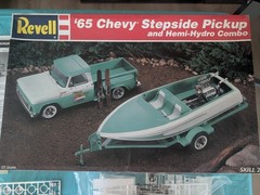 Revell ’65 Chevy Stepside Pickup & Hemi-Hydro Combo. SEALED INSIDE.