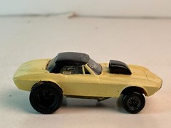 AMT, Lindberg, MPC 1:43 Scale? 1967 Corvette Drag Car Model Kit