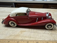 MONOGRAM Model 1939 MERCEDES BENZ 540K BUILT 1/24 , Copyright 1963