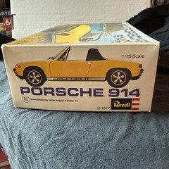 Revell Porsche 914 Yellow 1:25 Car Model Kit H-1317 1971 Compete Sealed Parts