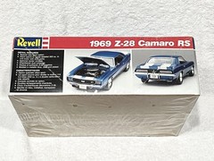 💥💥REVELL 1969 Z-28 CAMARO RS FACTORY SEALED MOLDED IN BLUE 1/25 SCALE💥💥 READ