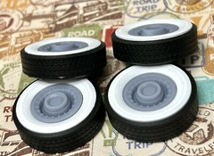 Resin 15-Inch “1958 Cadillac Fleetwood” Wheels, W/ Wide Whitewalls,1/24 Scale