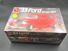 AMT ERTL Red ‘33 Ford Street Rod 1/25 Model Kit 1987 New Sealed #6714 Vintage