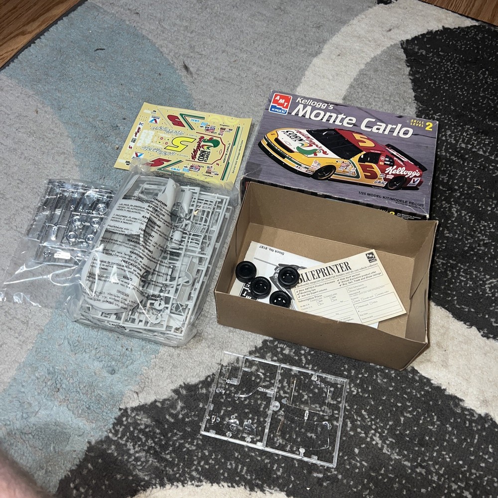 Vintage 1995 AMT Nascar Kellogg’s Terry Labonte Monte Carlo 1/25 Model Car Kit