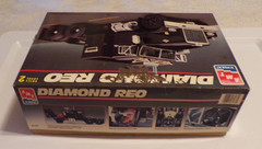 LOOK AMT / ERTL DIAMOND REO SCALE 1/25 MODEL KIT OPEN BOX