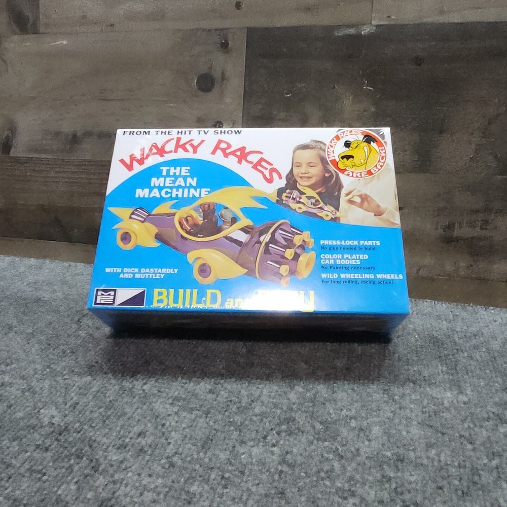 MPC Wacky Races The Mean Machine Snap Plastic Model Kit MPC935 1/25 Scale