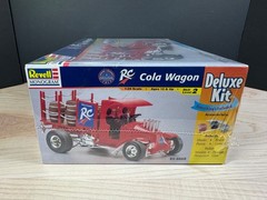 REVELL/MONOGRAM RC COLA WAGON 1:24 SCALE KIT #6668 *RARE* FACTORY SEALED NEW