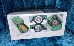 Revell ’65 Chevy Stepside Pickup 2’n1 1:25 Model Kit Unassembled Decals 85-7210