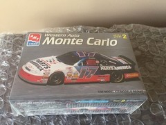 1997 1/25 AMT/Ertl D Waltrip #17 Western Auto Chevy Monte Carlo #8163 Sealed