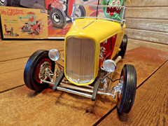 1932 Revell Ford Hot Rod Model Kit 1/8 HIGHBOY MR. GASSER – Comes With Frame!
