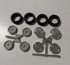 Model Car Parts – AMT 2004 Pontiac GTO Wheels Tires & Wheel Backs 1/25 kitbash