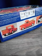 Monogram 2720 1940 Ford pickup street rod 1/24 Model kit Sealed Parts