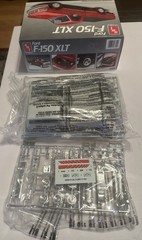 AMT/ERTL Ford F-150 XLT Pickup Plastic Model Kit 1/26 Scale New Complete