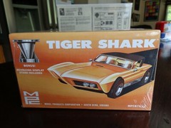 TIGER SHARK MPC ROUND 2 MODELS 1/25 RETRO DELUXE