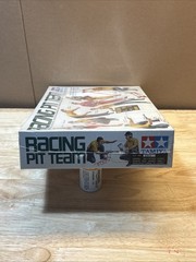Racing Pit Team 1/20 Scale Tamiya Sealed Plastic Model Kit 2011 8 Figures Japan