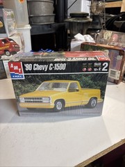 AMT ’90 Chevy C-1500, Sportside, 1/25 scale !!Factory Sealed!! Vintage!