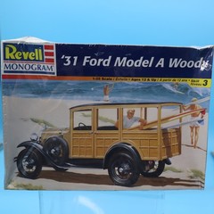Revell Monogram ’31 Ford Model A Woody 1:25 Plastic Model Kit 85-7637 New Sealed