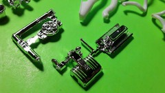 AMT 1988 Ford Mustang GT 1/25 Frame Axle Rear 5.0 302 Engine Chrome Race Parts