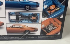 Monogram 1969 Dodge Super Bee 440 6 Pack 2in1 1/24 Plastic Model 85-4505 NOS