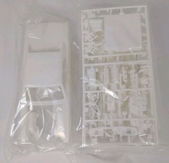 1997 Lindberg 1967 Olds 442 W-30 1/25 Model Kit #72171 Open Box