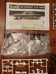 Revell ‘65 Chevelle SS396 Z-16 Model Car Kit New Open Box Complete 7611