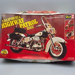 Revell 1/8 Harley 1200 Electra Glide Parts Kit Bash Chrome Piece #136