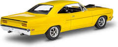 14531 ’70 Plymouth Road Runner 1:24 Scale 77-Piece Skill Level 5 Model Car Build