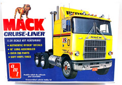 AMT 1:25 Scale Mack Cruise Liner Cabover Truck Ryder Sealed Inside Model Kit