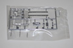 REVELL 1967 CORVETTE 85-4517 ⭐PARTS⭐ CHROME GRILLE+INTAKE MANIFOLD+MORE 1:25