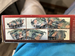 Trumpeter LAV-R Light Armored Vehicle Recovery kit 00370