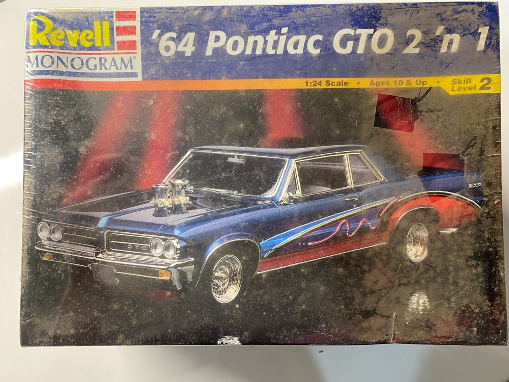 Revell / Monogram 1/24 1964 Pontiac GTO
