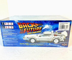 Back to the Future DeLorean Time Machine Model Kit Polar Lights Snap Together