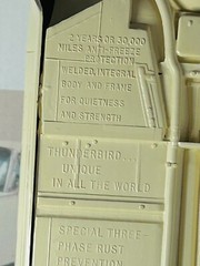1962 FORD THUNDERBIRD T-BIRD 1/25 Dealer Promo+BONUS EmbeddedChampion Spark plug