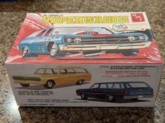 AMT 1965 CHEVELLE SUPERWAGON FACTORY SEALED INSIDE KIT! CIRCA 2012! VMCP!