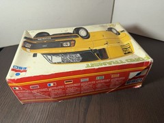 ESCI Ford Transit Van Model – Kit# 3047 1/24 Scale