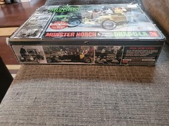 AMT #619 Special Edition Munsters Koach, Drag-u-la Models w/Collectable Tin!