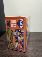 AMT “Wanta Fanta” 1977 Ford Custom Van – Fanta 1:25 Plastic Model Car Kit 1471