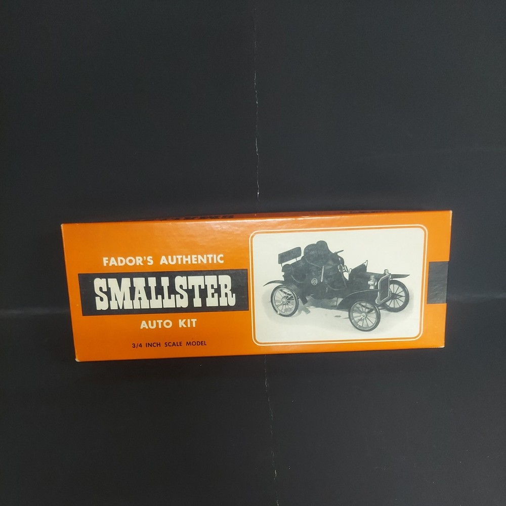 1950s Fador’s Authentic Smallster Auto Kit 1905 REO Runabout 3/4 Inch Model