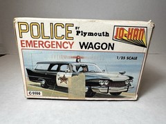 Jo-Han Plymouth Police Emergency Wagon 1:25 Model Kit #C-5100 (STARTED / READ)