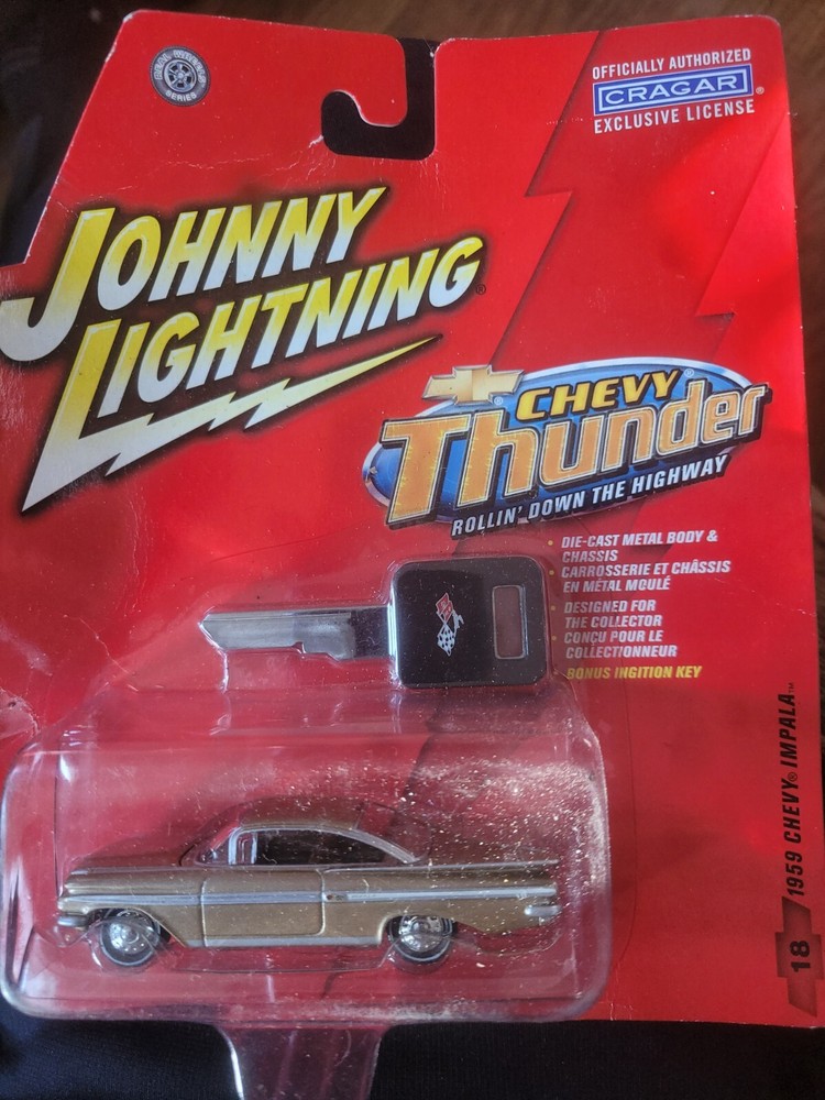 2006 Johnny Lightning CHEVY THUNDER 1959 CHEVY IMPALA #18 SEE PHOTOS