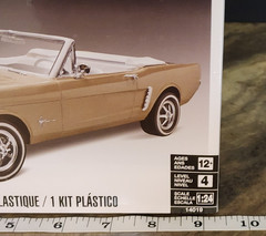 ’64 1/2 Mustang Convertible Monogram 1:24 NEW FACTORY SEALED *US Seller*