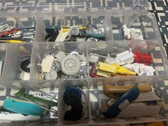 PLASTIC CAR MODEL 1/24TH SCALE MISC SPARE PARTS READY FOR NEW OWNER LARGE LOT!