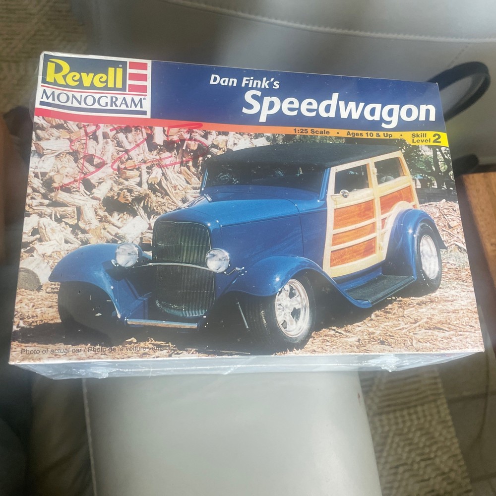 Revell Monogram 1/25 Dan Fink’s Speedwagon 32 Ford Woody Wagon Sealed Box