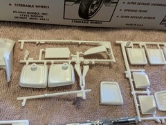 1 25 scale model parts Chrysler Turbine Car Seat,bumpers And More Lot Only