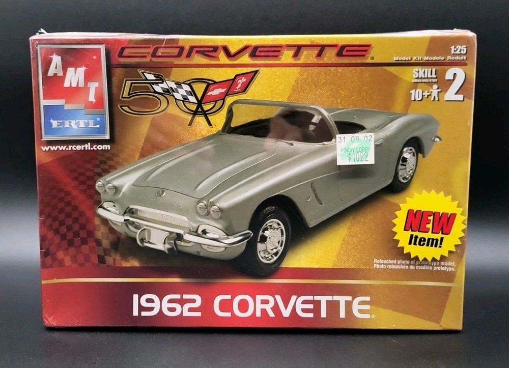 AMT ERTL 1962 Chevy Corvette Silver 50th Anniversary 1:25 Scale Model Kit Sealed