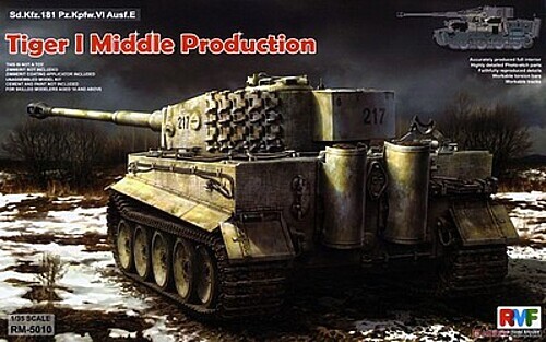Rye Middle Production Tiger I w/ Full Interior – Plastic Model Military Vehicle
