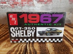 AMT 1967 Ford Shelby GT-350 1/25 Scale Model Kit Molded in White (AMT800/12) new